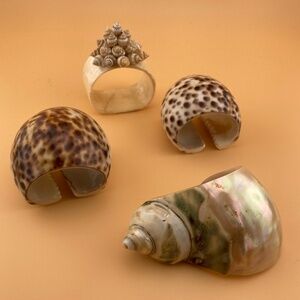 Four Vintage Collectable Seashell Napkin Rings from the 1960s to 1970s